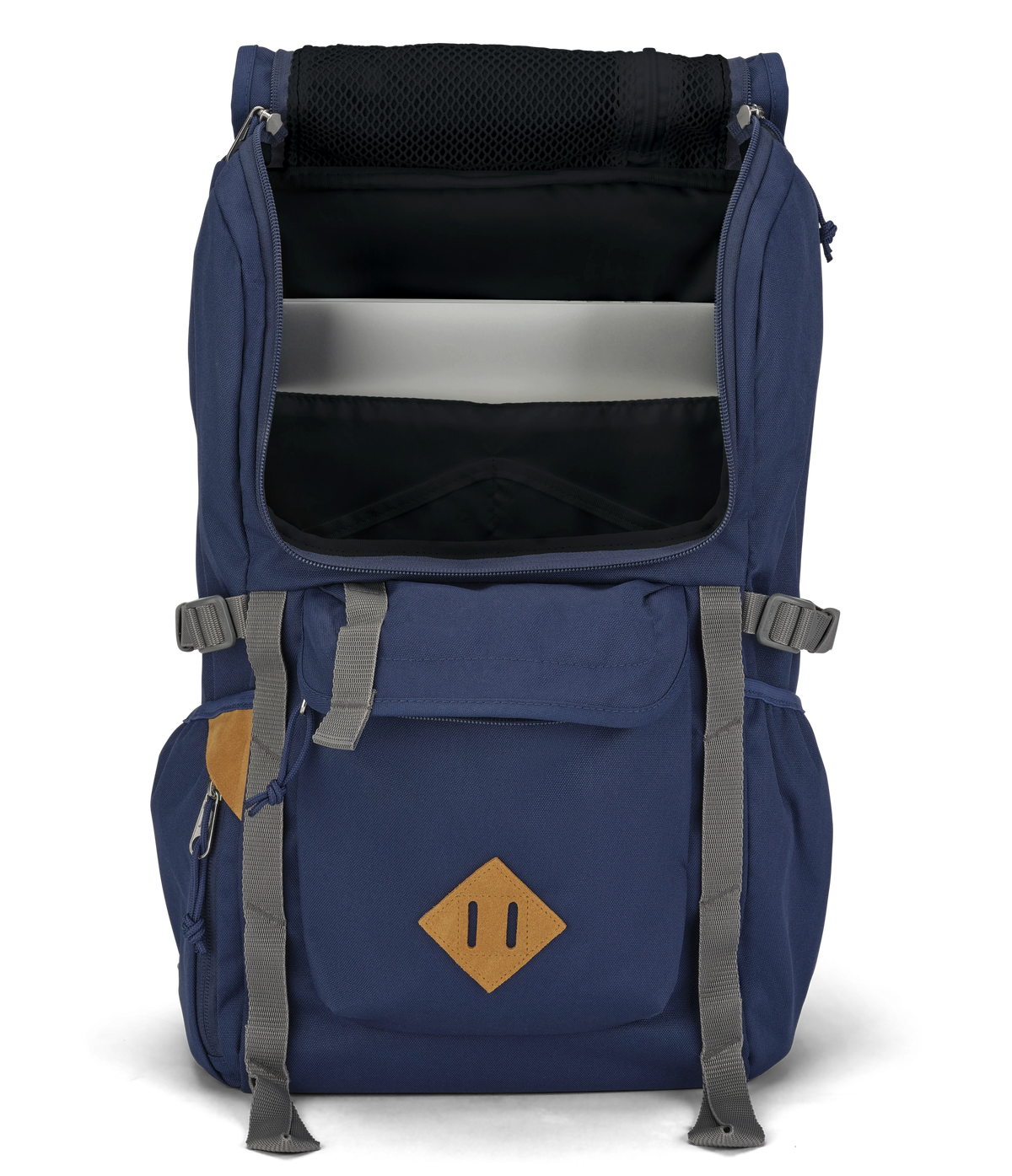 hatchet-backpack-x7 JS0A47J4003-DET2.webp