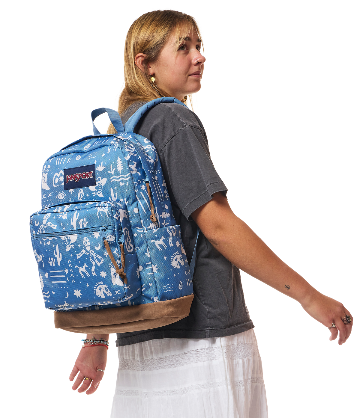right-pack-p7 JS0A4QVAA0S-MODEL.png